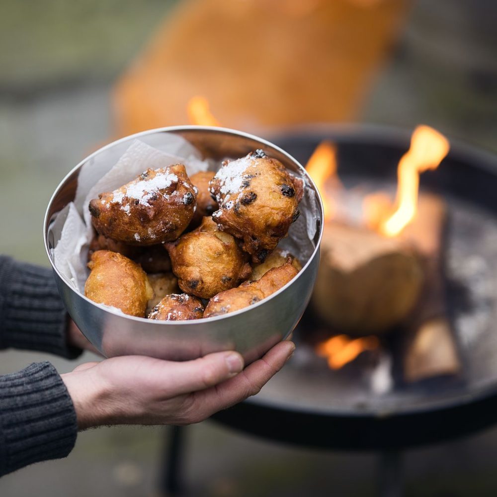 Een volle schaal oliebollen